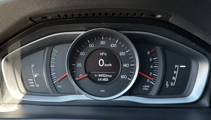 Volvo S60 cena 56000 przebieg: 144500, rok produkcji 2014 z Białystok małe 172
